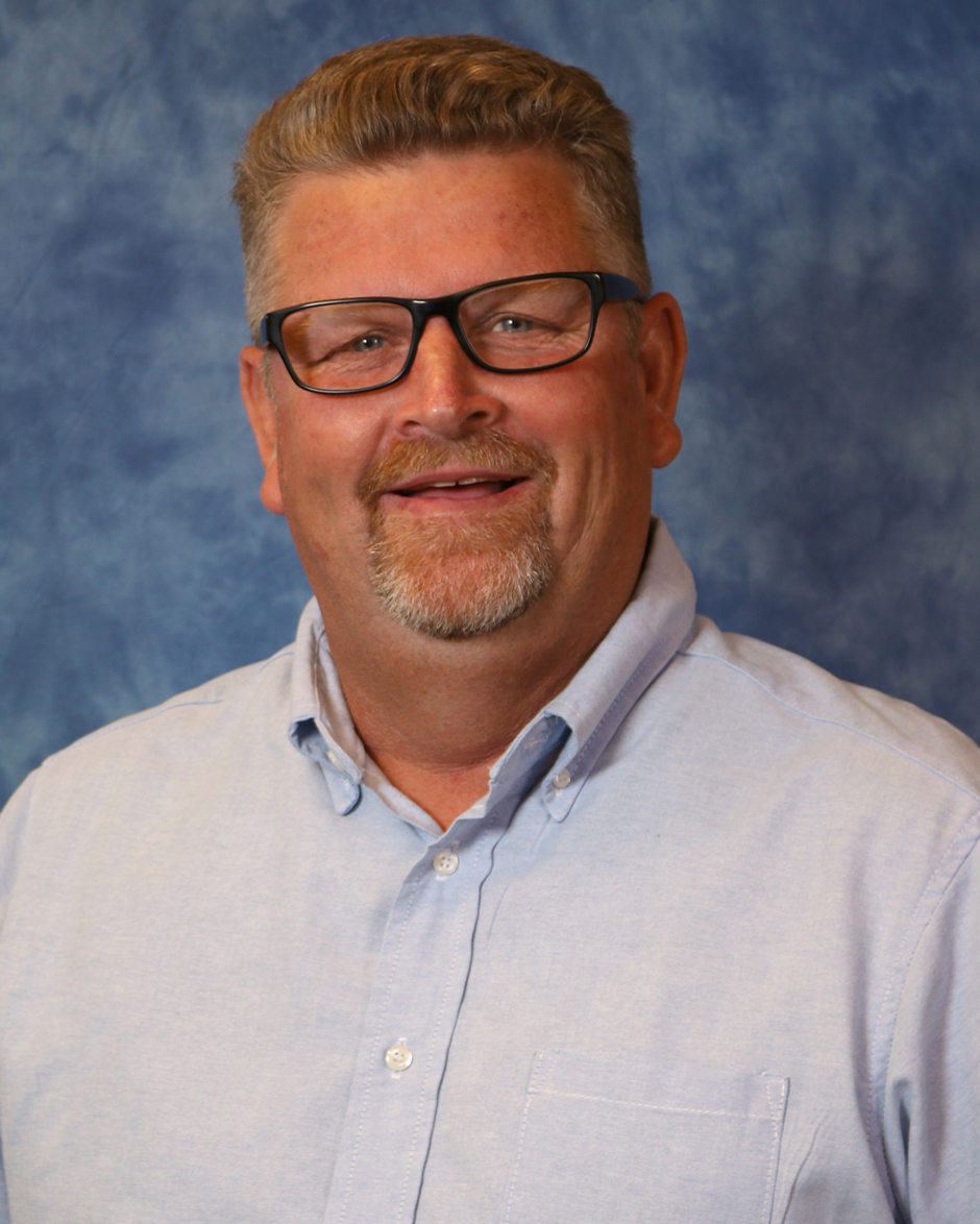 Portrait of Michael Smith, the City of Burbank's 2018 Employee of the Year.